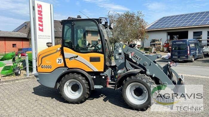 GiANT G5000 لوادر بعجل