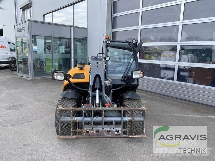 GiANT GT5048 معدات مناولة لأغراض الزراعة