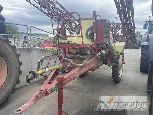 Hardi Commander 2200 الرشاشات