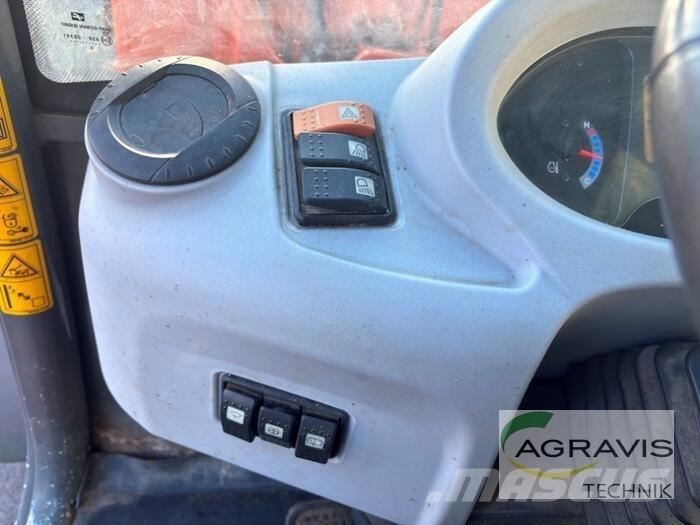 Hitachi ZW 95 لوادر بعجل
