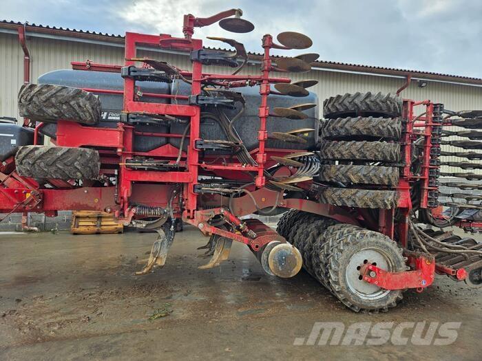 Horsch Focus 6 TD مثاقيب