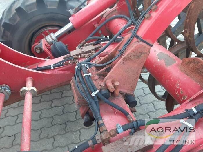 Horsch JOKER 8 HD كاسحات
