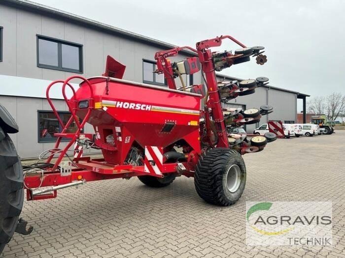 Horsch MAISTRO 8 CC مثاقيب