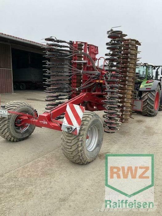 Horsch Pronto KR 6 مثاقيب مدمجة