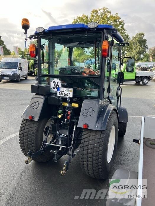 Iseki TH 5420 AHLK EVO جرارات مدمجة