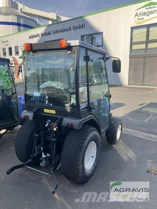 Iseki TM 3267 AHLK جرارات مدمجة