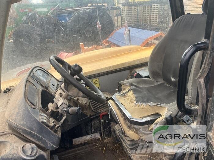 JCB 531-70 معدات مناولة لأغراض الزراعة
