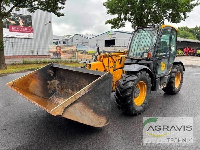JCB 535-95 معدات مناولة لأغراض الزراعة