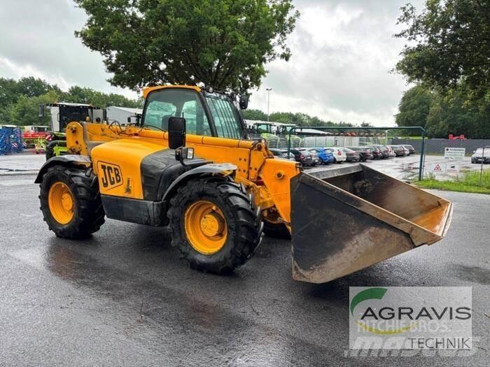 JCB 535-95 معدات مناولة لأغراض الزراعة