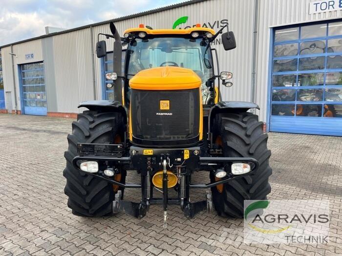 JCB 8310 معدات مناولة لأغراض الزراعة