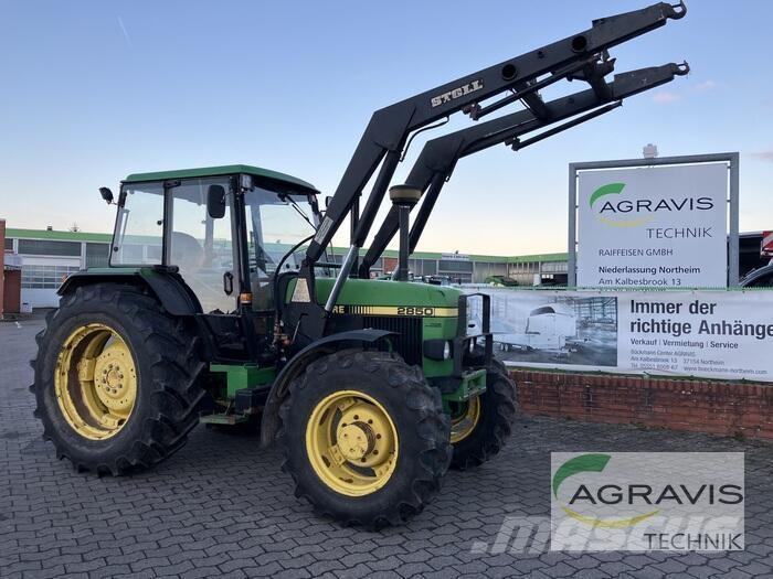 John Deere 2850 A الجرارات
