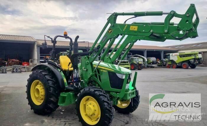 John Deere 5058 E الجرارات