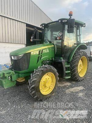 John Deere 5100R الجرارات