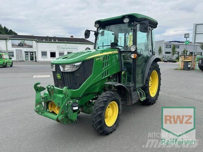 John Deere 5105 GN الجرارات