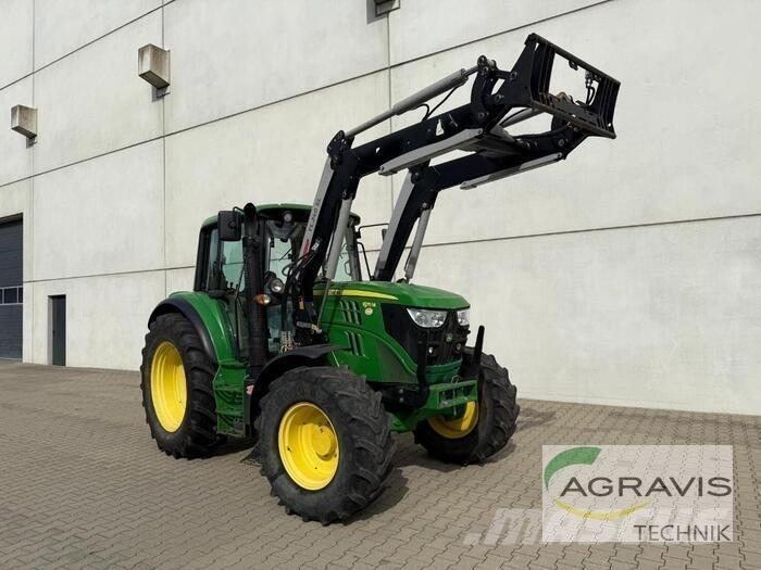 John Deere 6115 R الجرارات