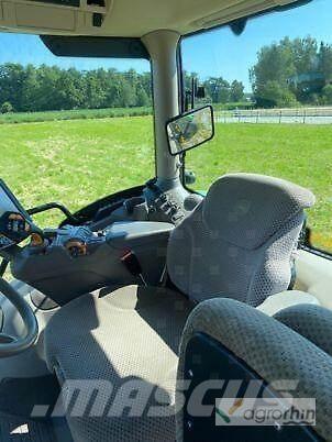 John Deere 6130R الجرارات