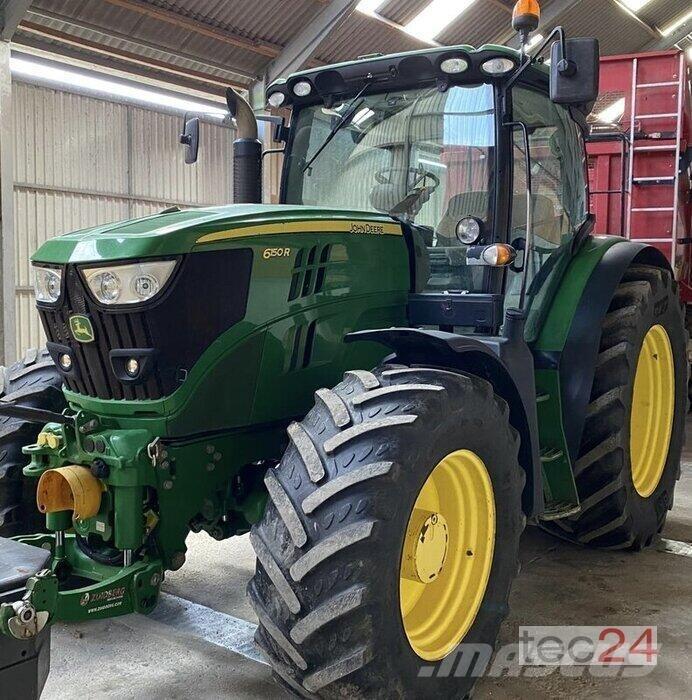 John Deere 6150 R الجرارات