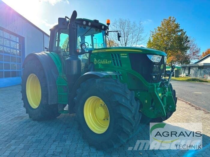 John Deere 6195 M الجرارات