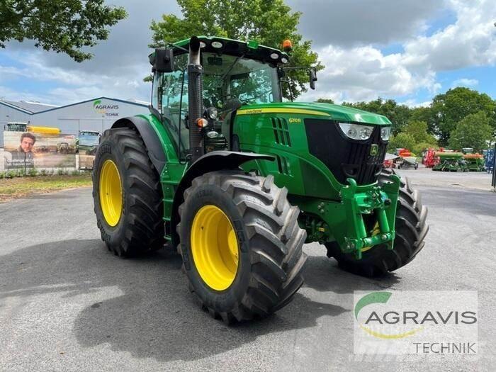John Deere 6210 R الجرارات
