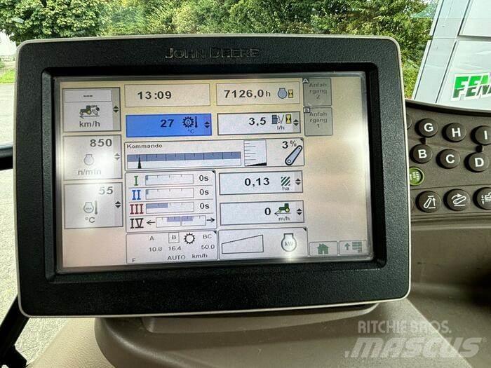 John Deere 6210 R الجرارات
