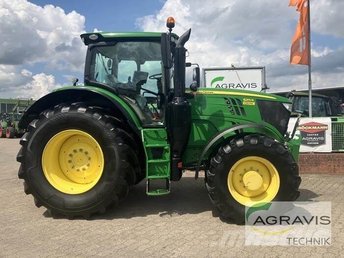 John Deere 6215 R الجرارات