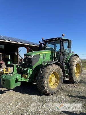 John Deere 6250R الجرارات