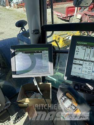 John Deere 6250R الجرارات