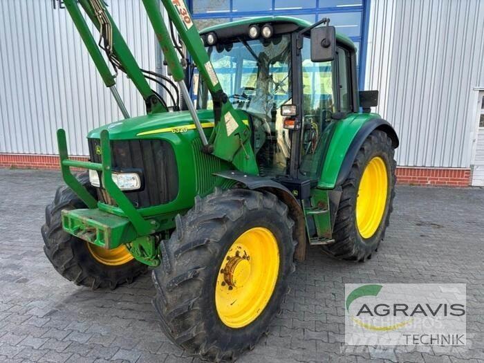 John Deere 6320 الجرارات
