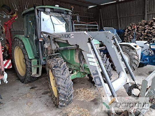 John Deere 6320 الجرارات