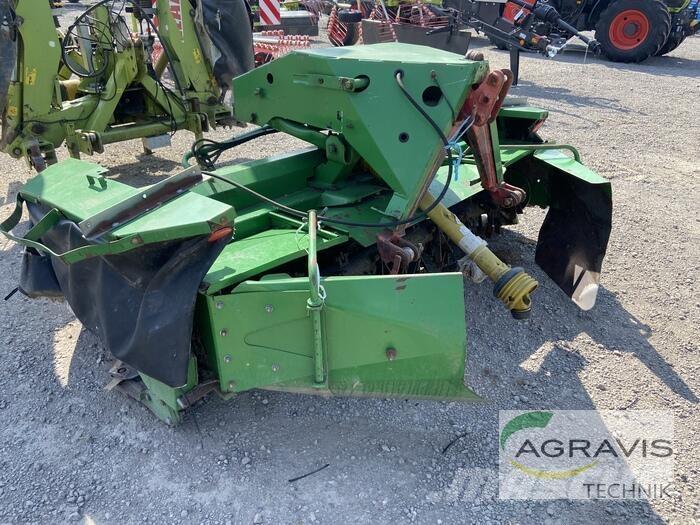 John Deere CC228A جزازات