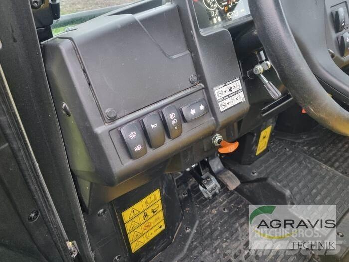 John Deere GATOR جرارات مدمجة