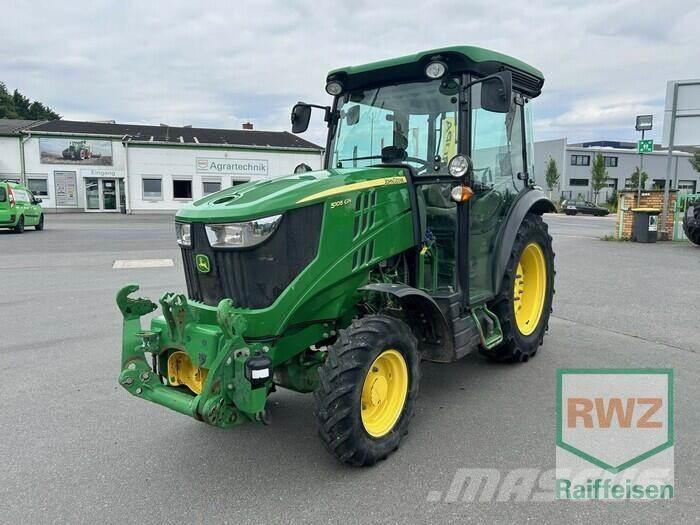 John Deere JD 5105 GN الجرارات