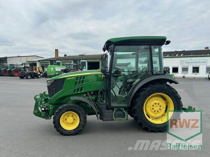 John Deere JD 5105 GN الجرارات