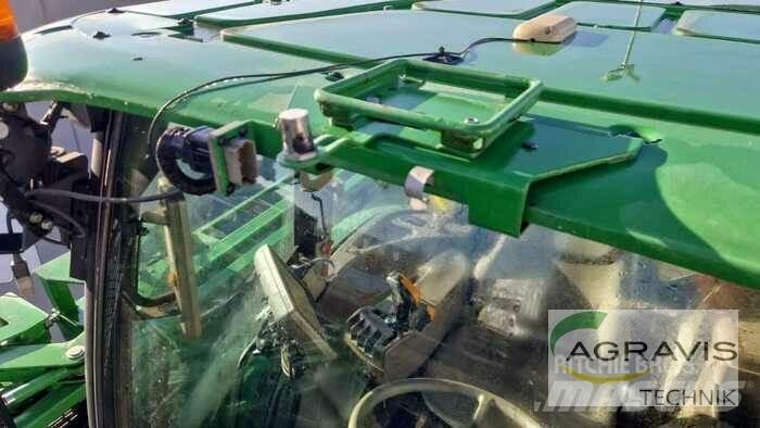 John Deere R4040 رشاشات ذاتية الحركة