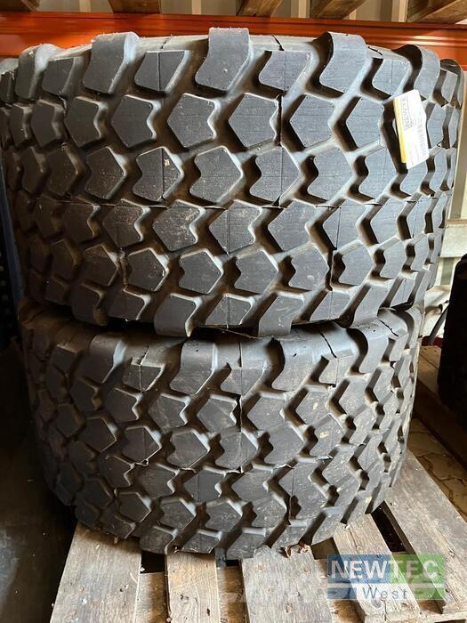  KR445/45R19.5 الإطارات والعجلات والحافات