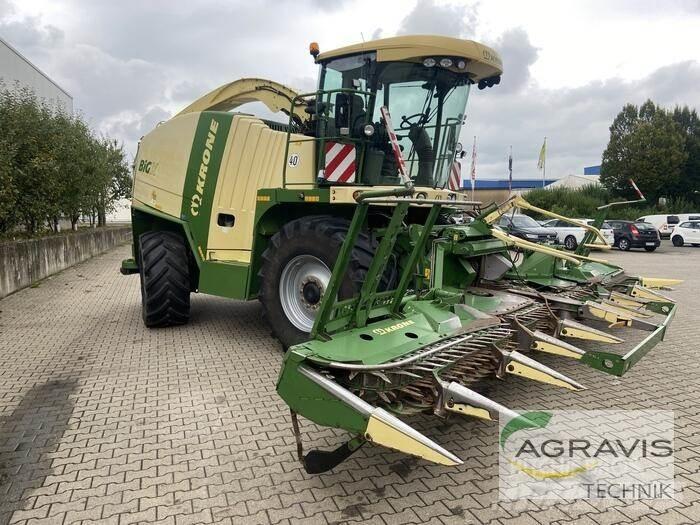 Krone BIG X 700 علافات ذاتية الدفع