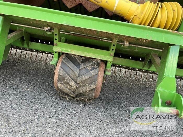 Krone EASY FLOW 3001 ملحقات ماكينات القش والعلف
