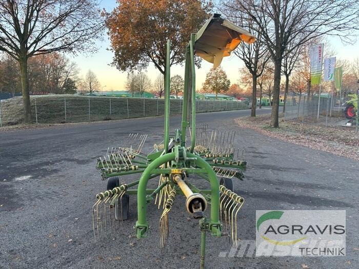 Krone SWADRO 46 مكابس وميبسات التبن