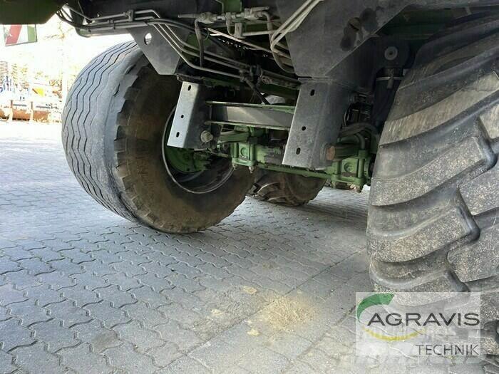 Krone TX 560 مقطورات ذاتية التحميل