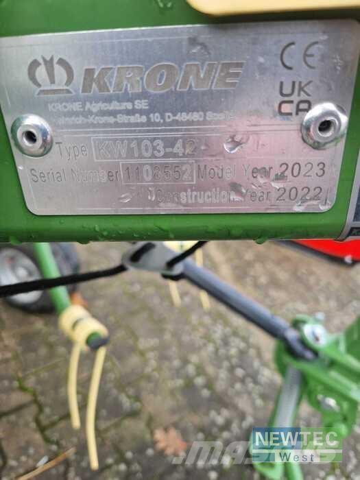 Krone VENDRO 560 مكابس وميبسات التبن