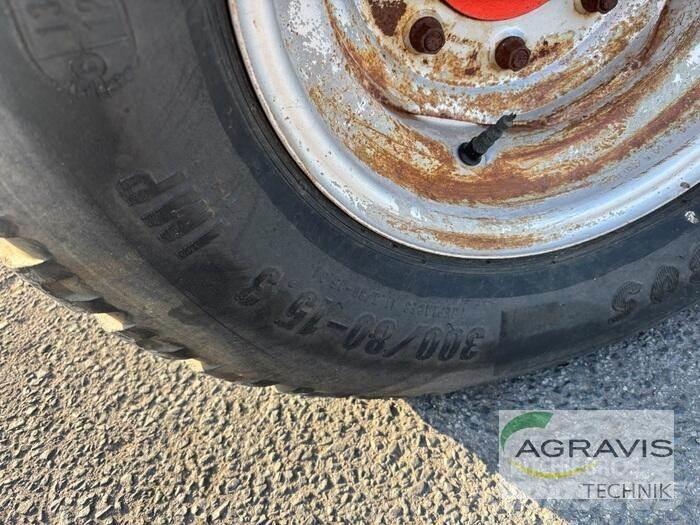 Kuhn GA 8521 مكابس وميبسات التبن
