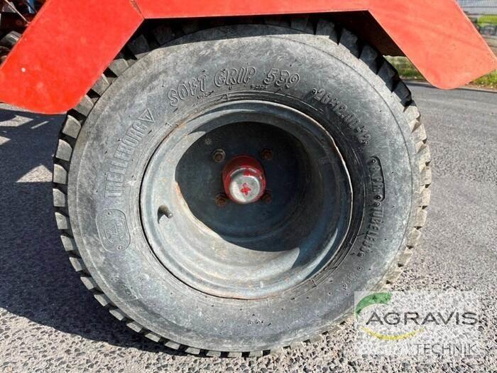 Kuhn GF 10601 TO مكابس وميبسات التبن