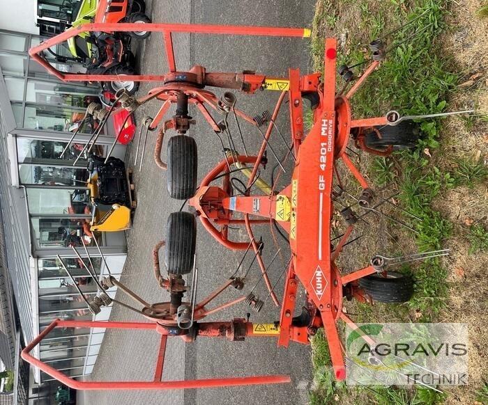 Kuhn GF 4201 MH مكابس وميبسات التبن