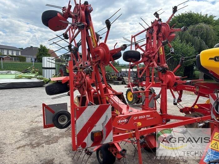 Kuhn GF 8501 MH مكابس وميبسات التبن