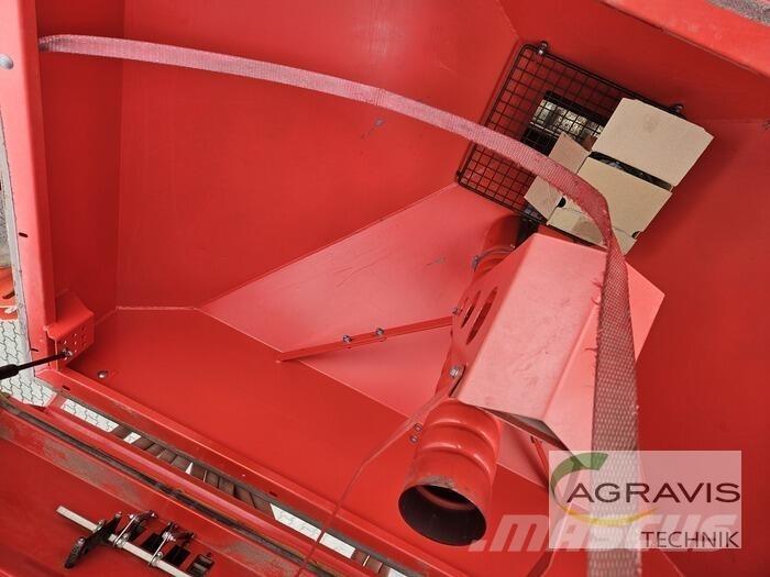 Kuhn HR 3003 الكاسحات وقلابات التربة ذات المحركات