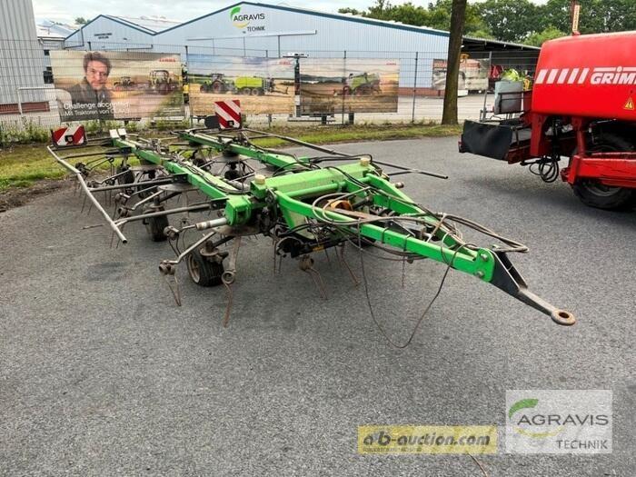 Kverneland 6913 مكابس وميبسات التبن