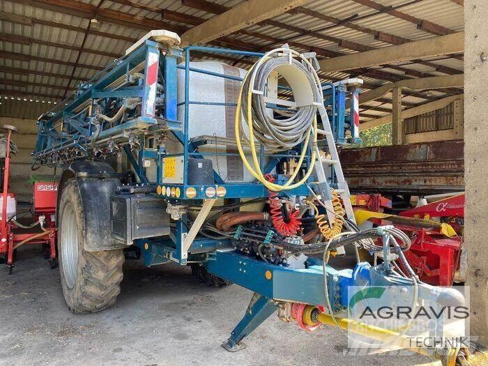 Lemken ALBATROS 40/24 الرشاشات