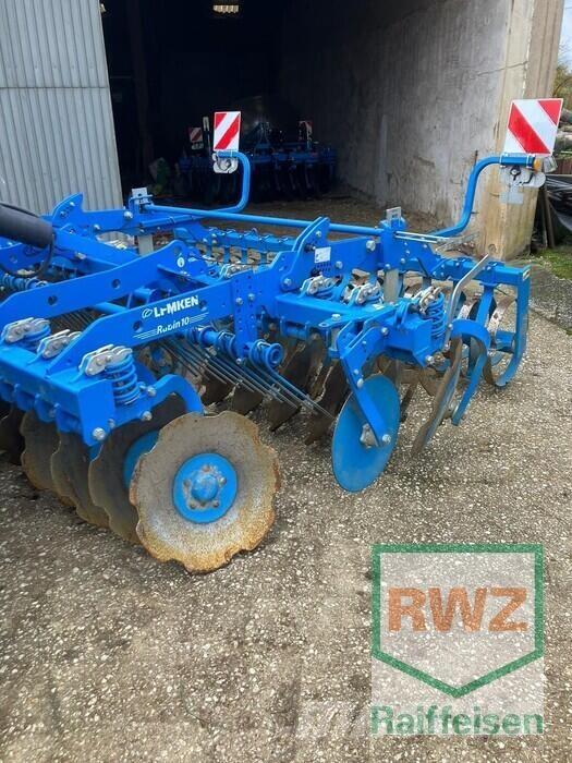 Lemken Rubin 10/300 كاسحات