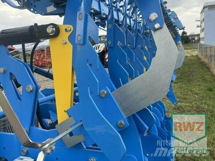 Lemken Rubin 10-300 U كاسحات