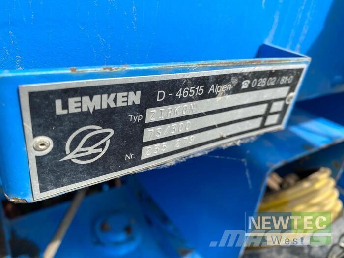 Lemken SOLITAIR 9/300 مثاقيب